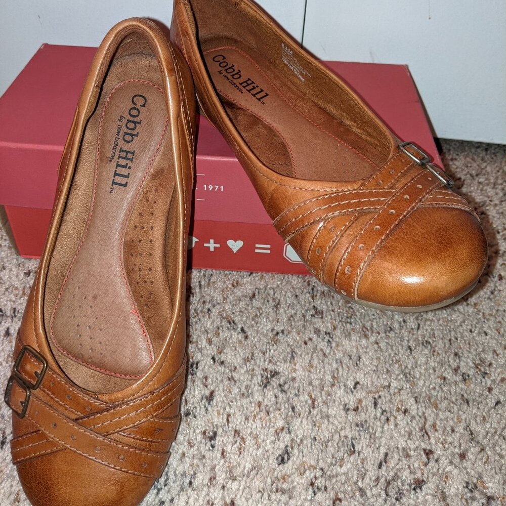 Cobb Hill Leather Flats size 8.5M
